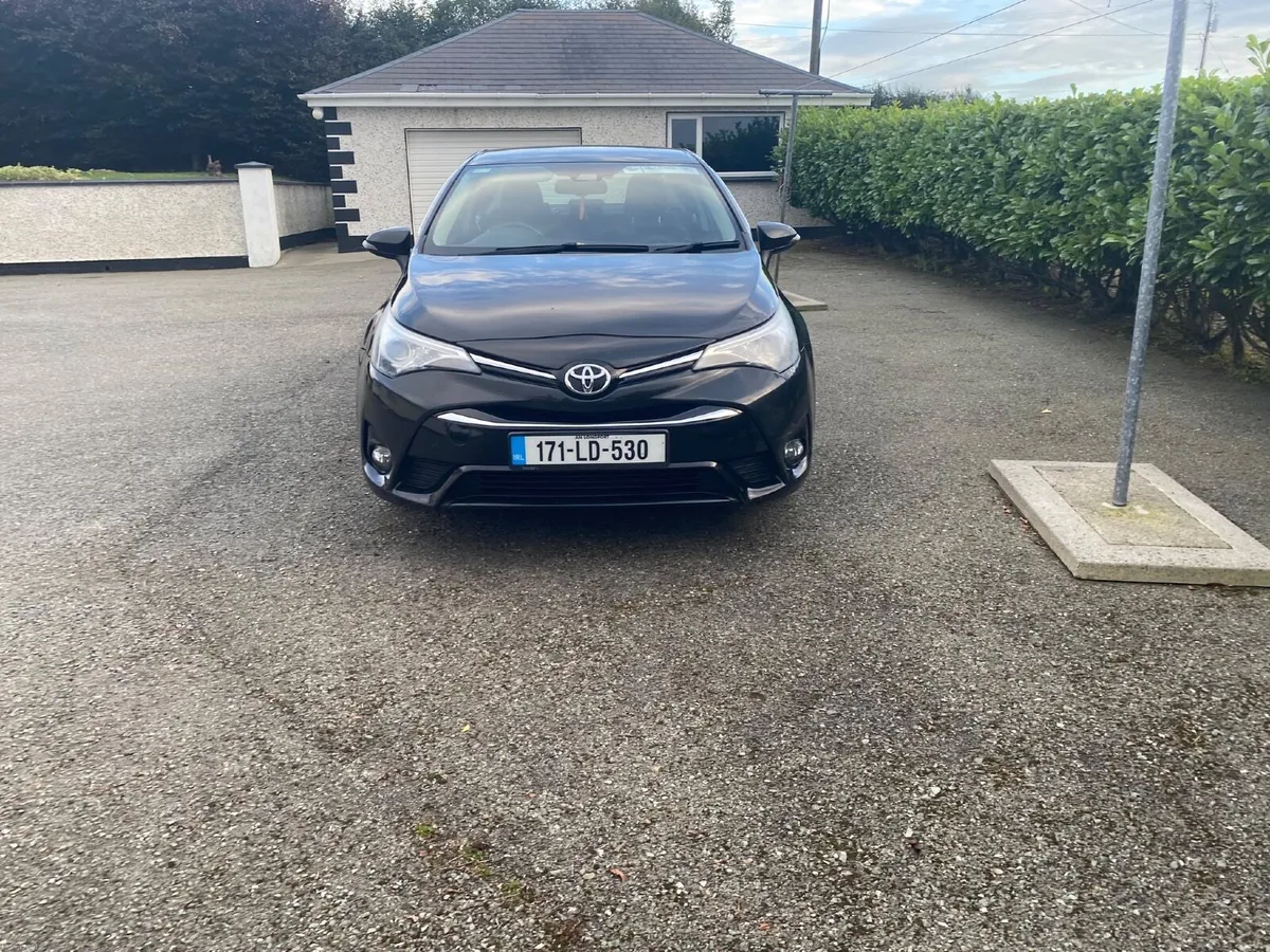 Toyota Avensis 2017 - Image 1