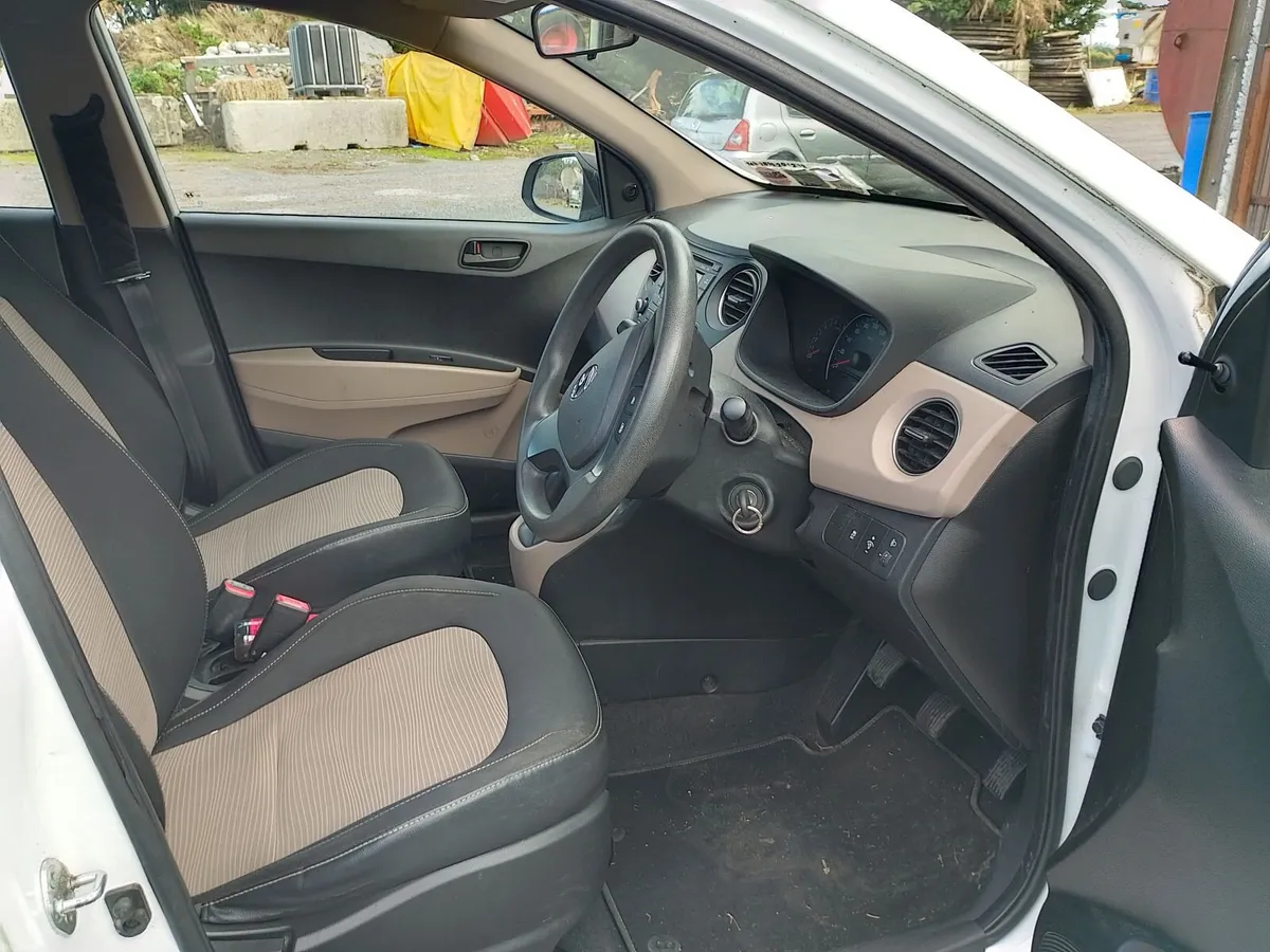 2015 Hyundai i10 1.0 TAX 10-26 NCT 12-26 - Image 3