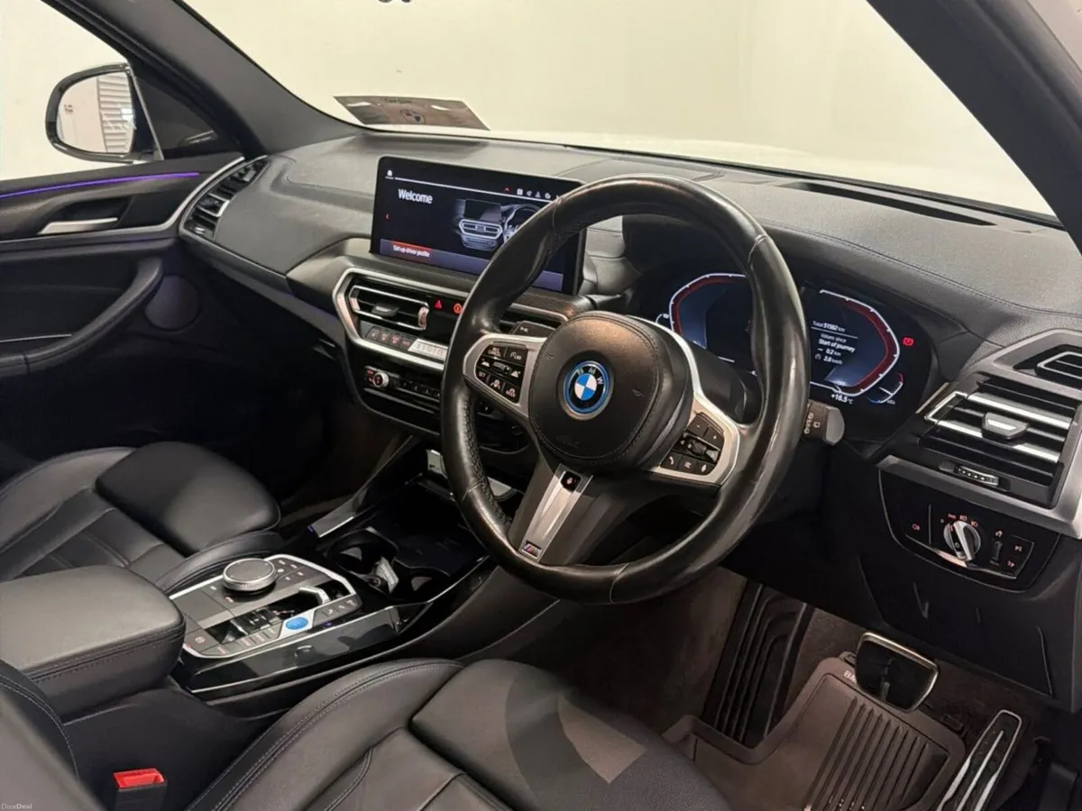 BMW iX3 80 kWh M Sport Pro - Image 6
