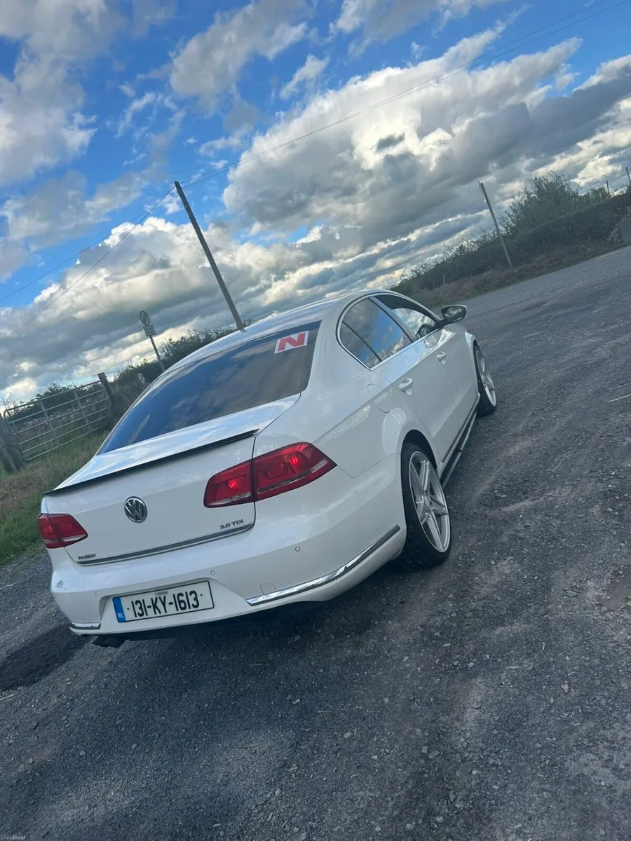 Car vw Passat - Image 3