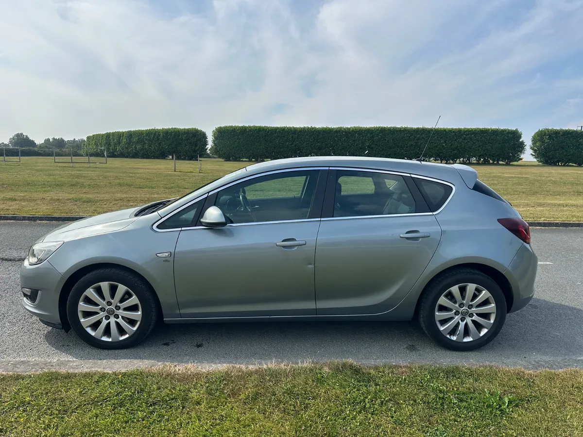 Vauxhall Astra Elite 2014 NCT 06/27 - Image 5