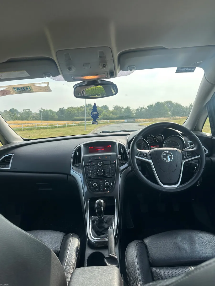Vauxhall Astra Elite 2014 NCT 06/27 - Image 6