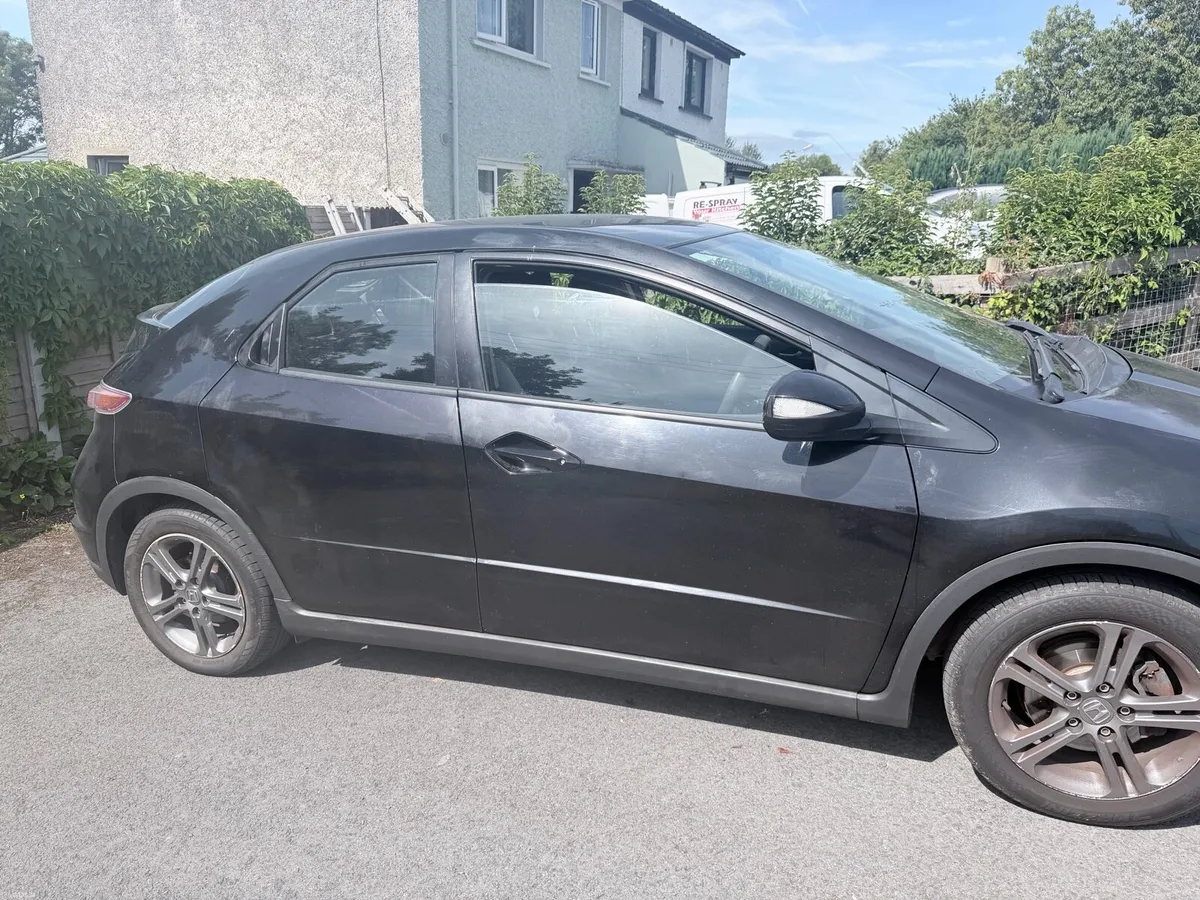 Honda civic 8th gen 1.3 manual - Image 2