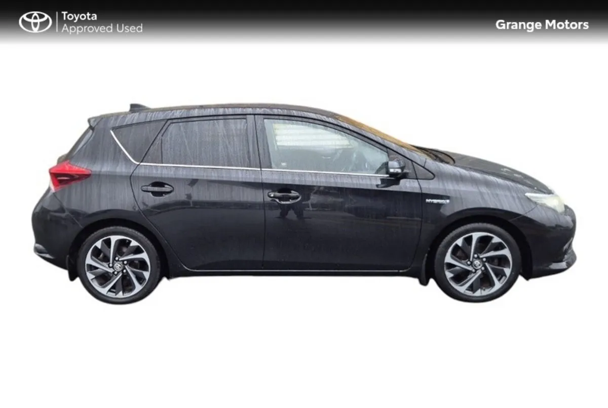 Toyota Auris 1.8 HYBRID SOL 5DR AUTO - Image 3