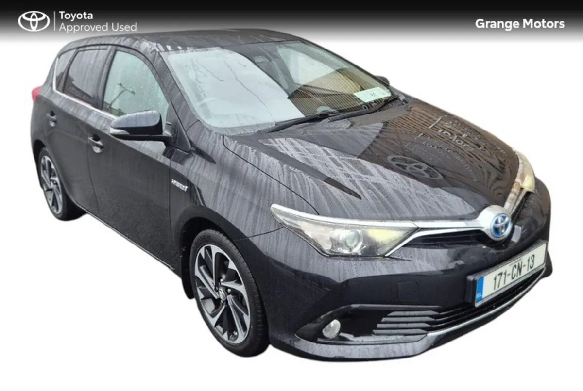 Toyota Auris 1.8 HYBRID SOL 5DR AUTO - Image 1