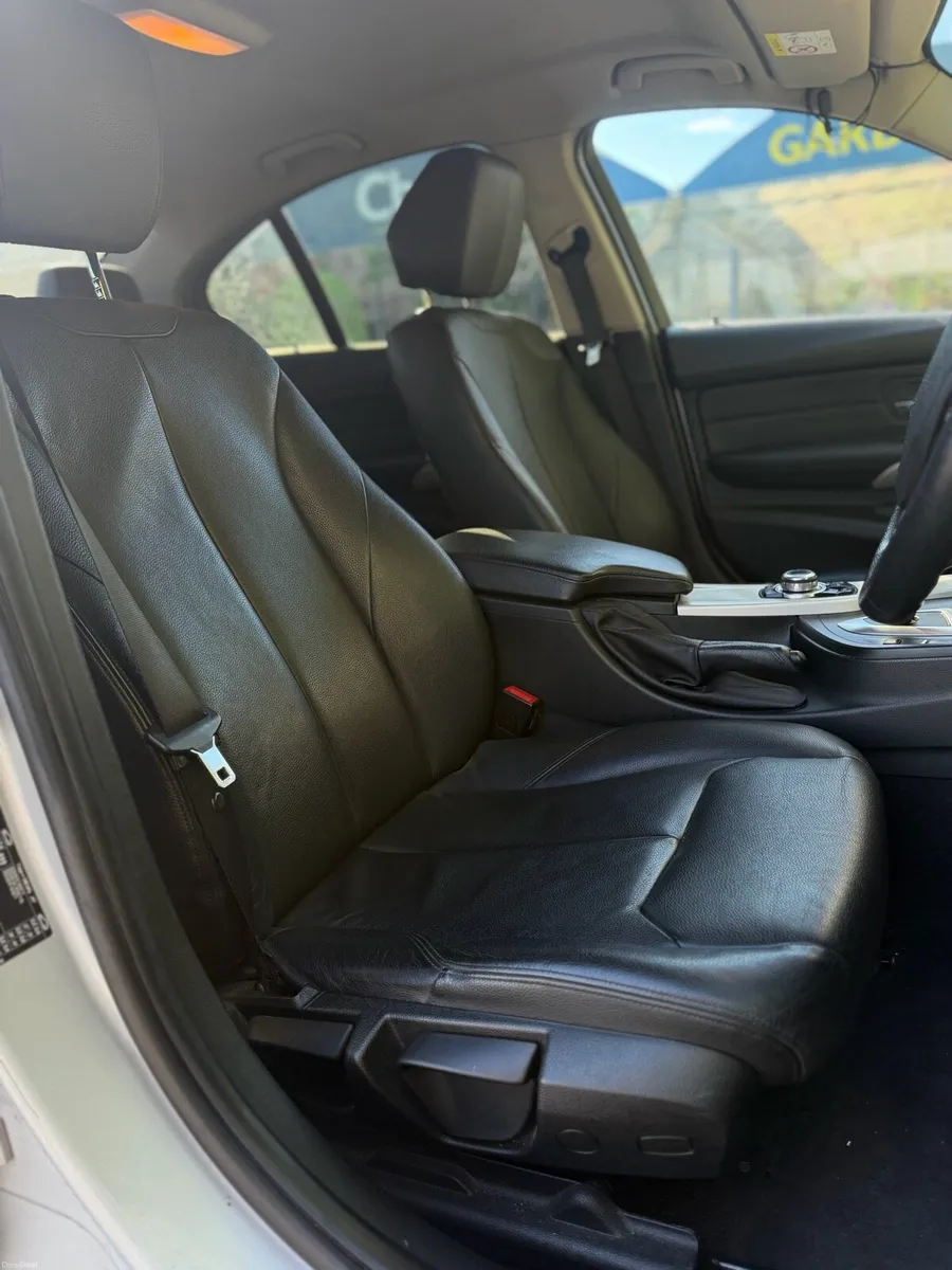 2016 BMW 320D Automatic - Image 5
