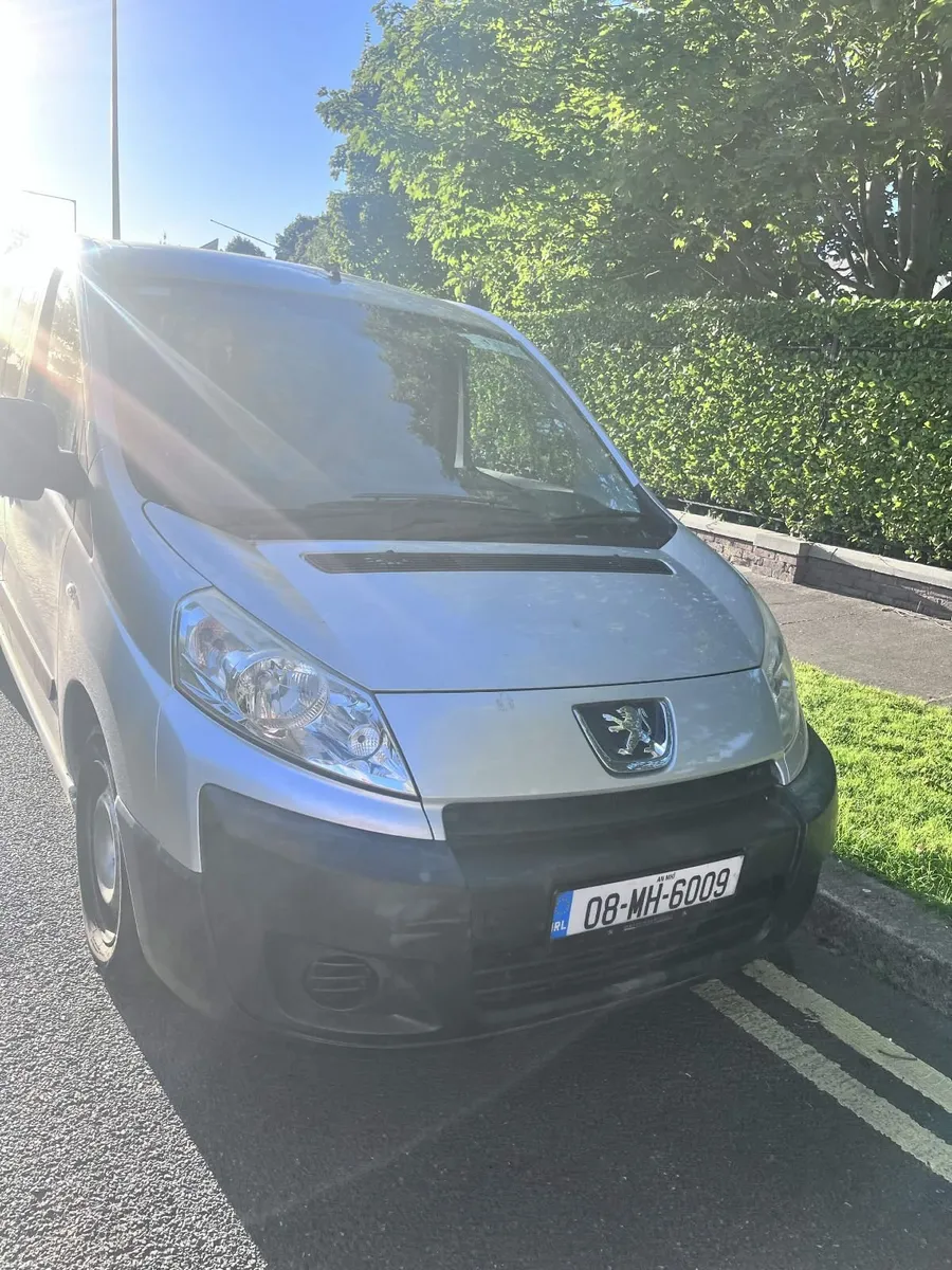 Peugeot Expert 2008 - Image 1
