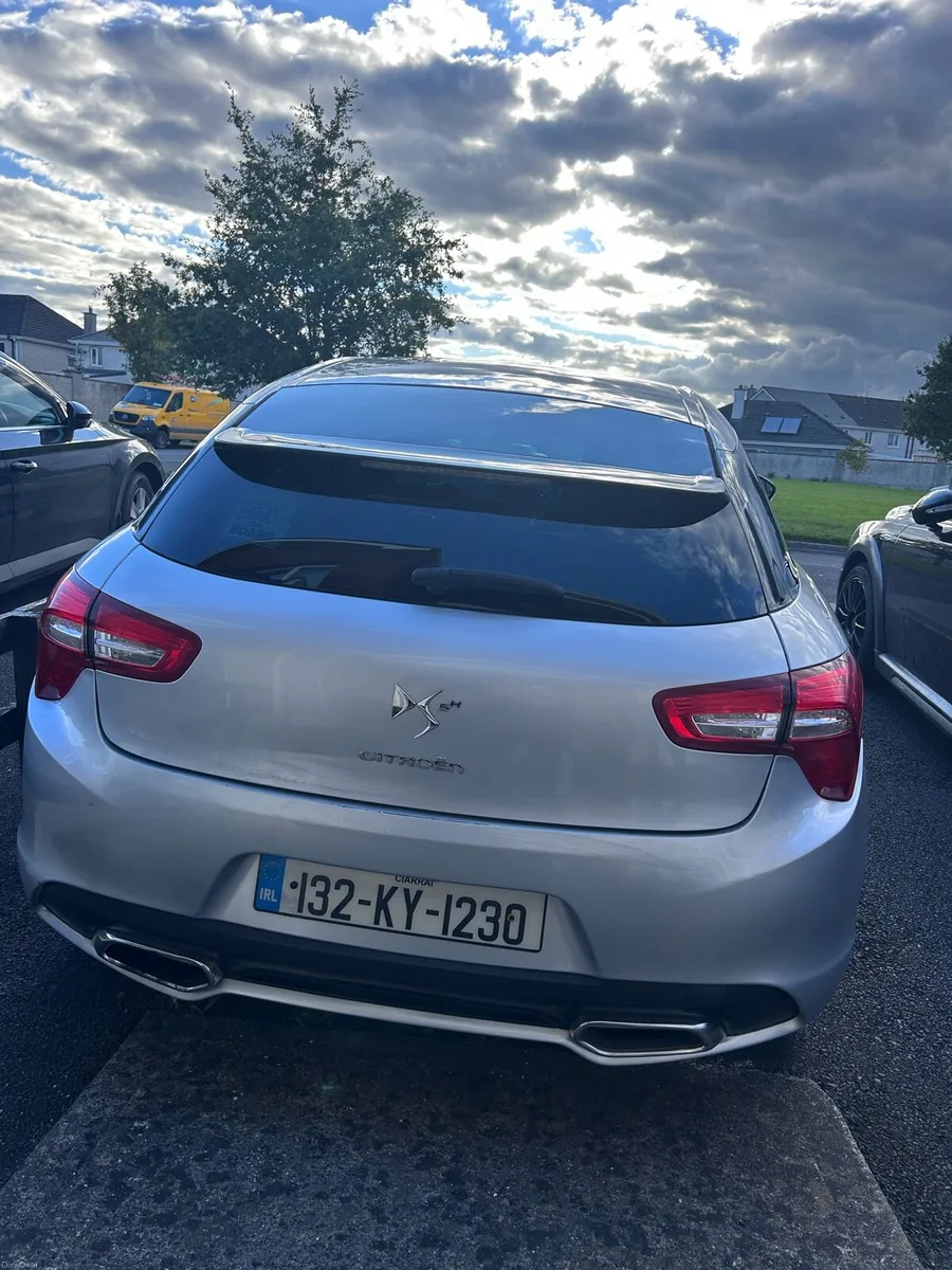 Citroën DS5 Hybrid 4 WD - Image 3