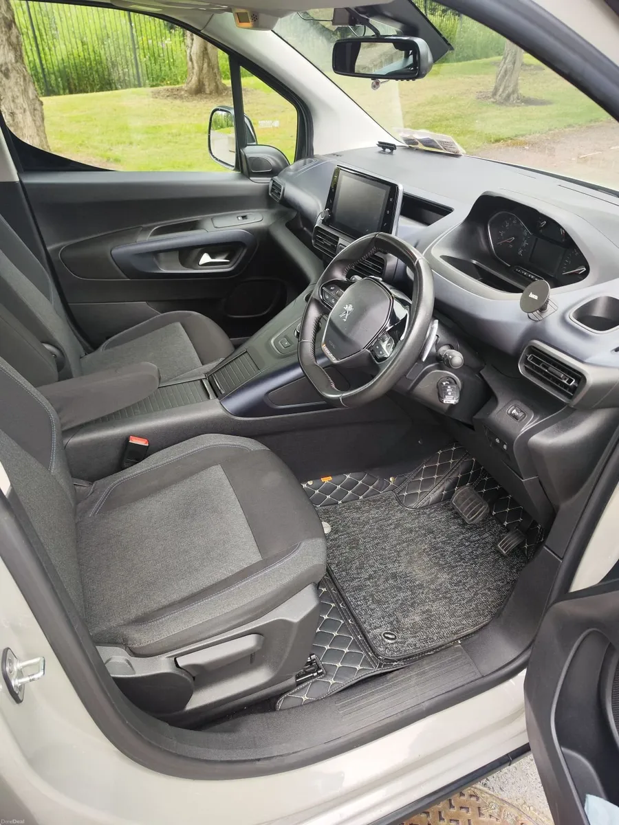 Peugeot Rifter 2022 - Image 2