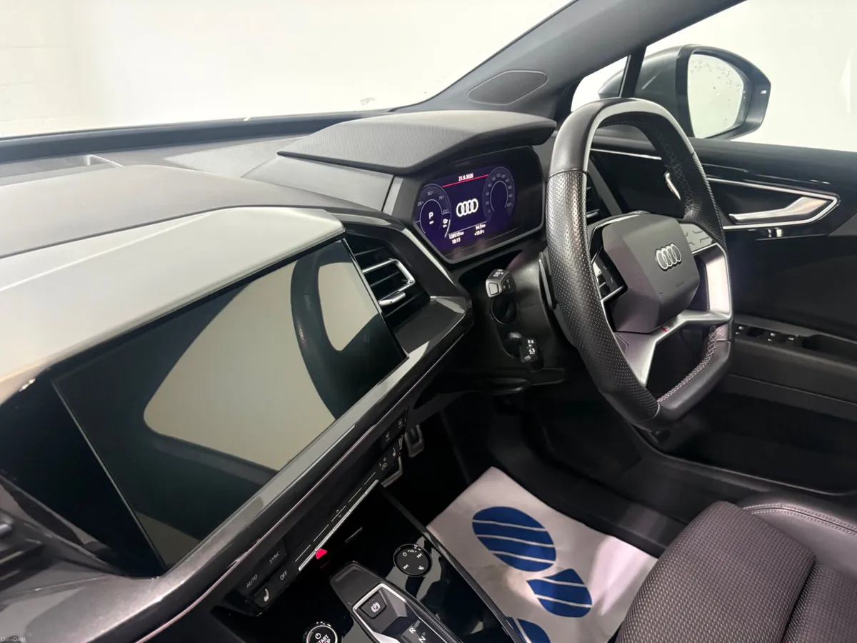 Audi  Q4 e-tron 82Kwh S Line  2023 - Image 2