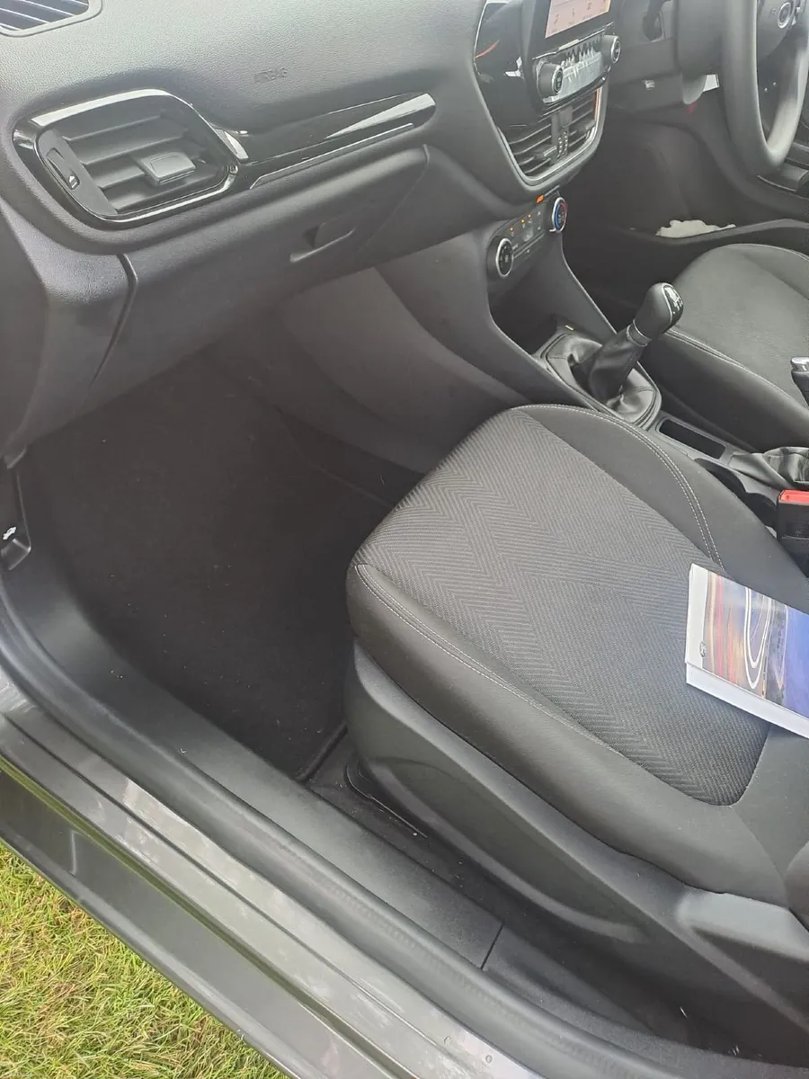 Ford Fiesta 2023 - Image 6