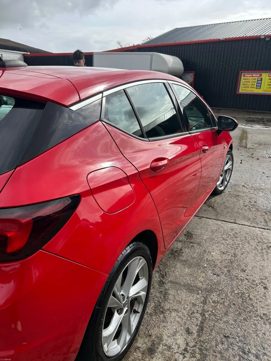Vauxhall Astra 2016 - Image 2