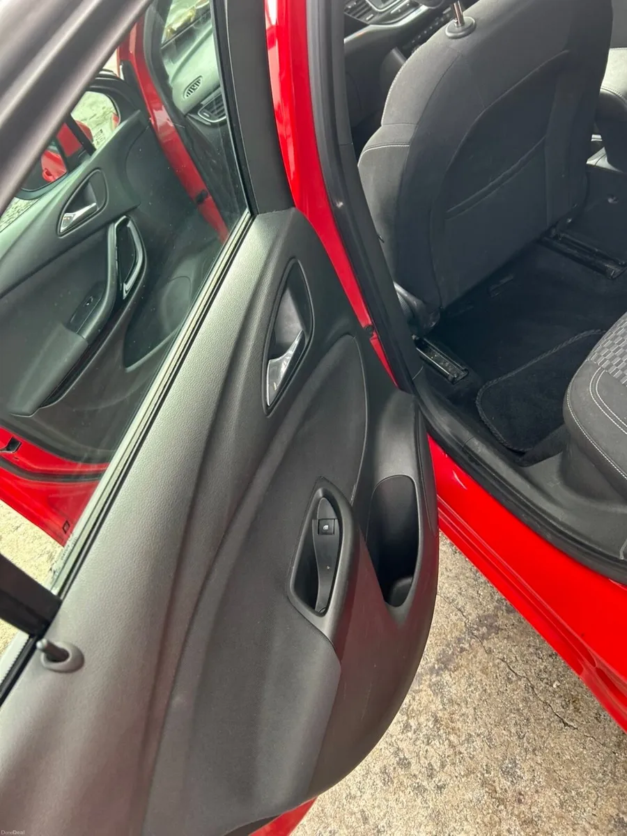 Vauxhall Astra 2016 - Image 6