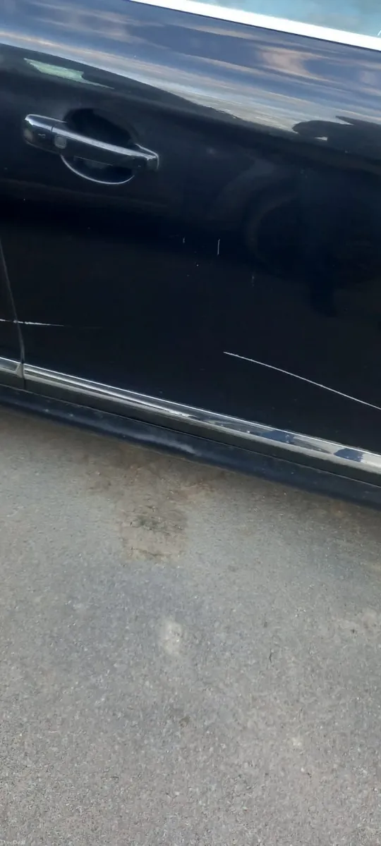 Volvo XC60 2017 - Image 3
