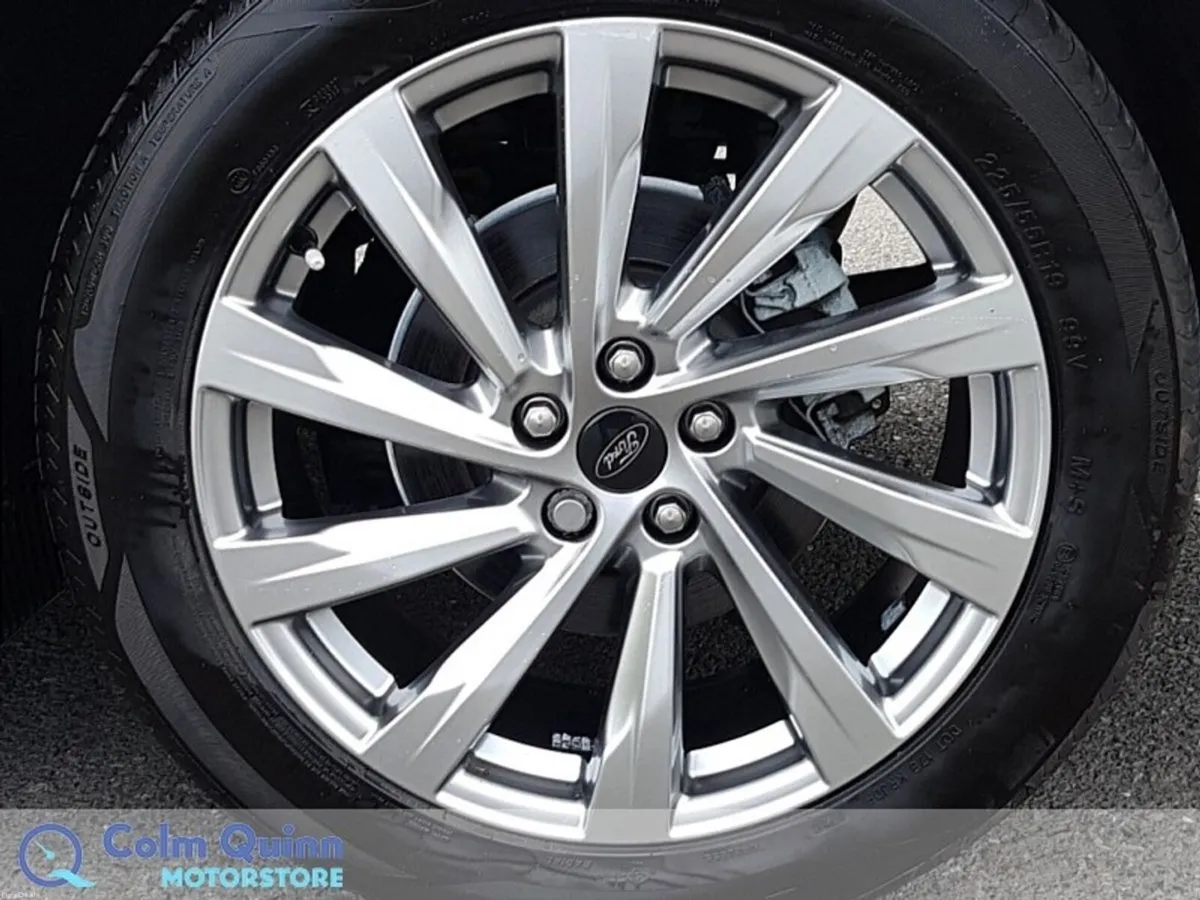 Ford Kuga Vignale 2.5 Duratec PHEV 225bhp - Ambien - Image 5