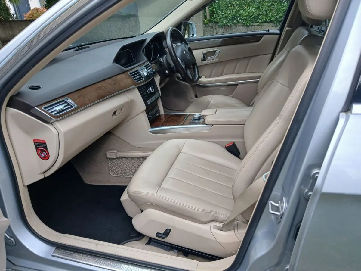 Mercedes-Benz E-Class 2013 - Image 5