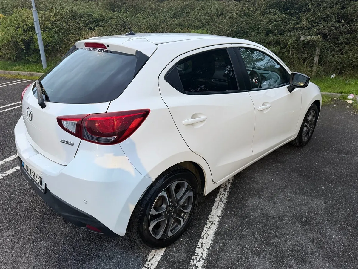 151 Mazda 2 petrol executive - Image 3