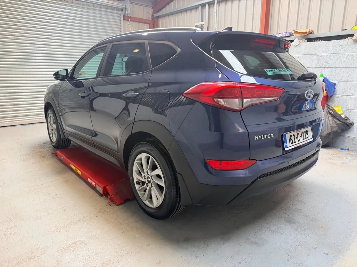 182 HYUNDAI TUCSON EXECUTIVE ! - Image 5