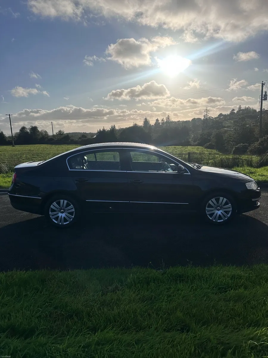 Volkswagen Passat - Image 6