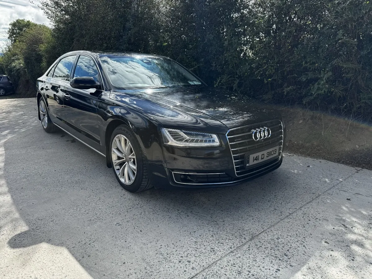 Audi A8L 2014 - Image 1