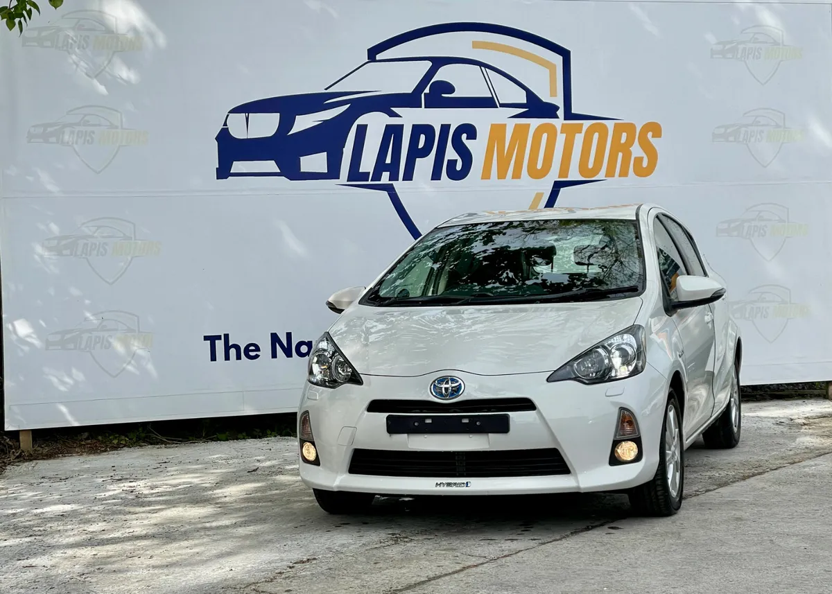 Toyota Aqua 2014 - Image 2