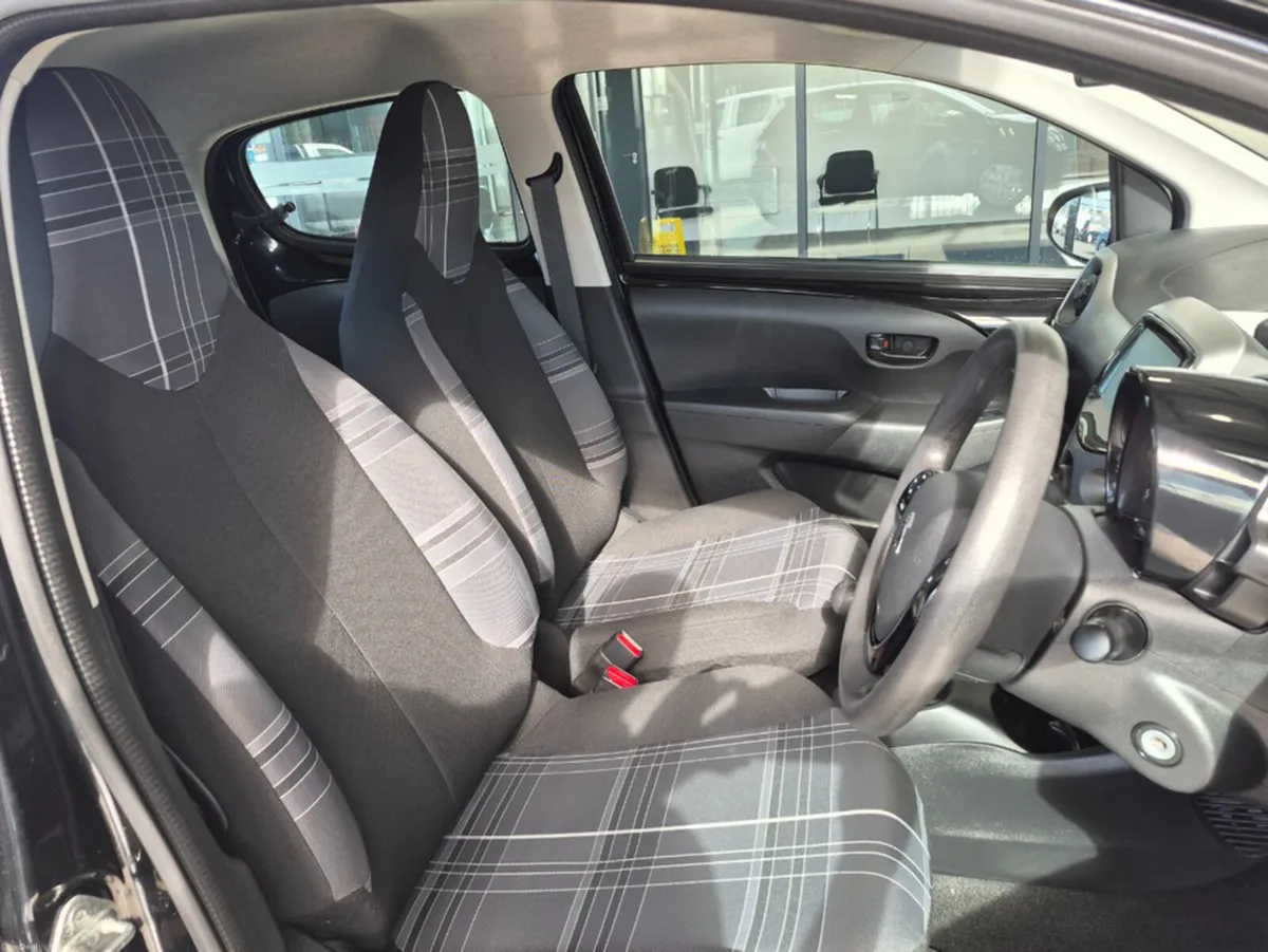Peugeot 108 ACTIVE 1.0 68 4DR - Image 5