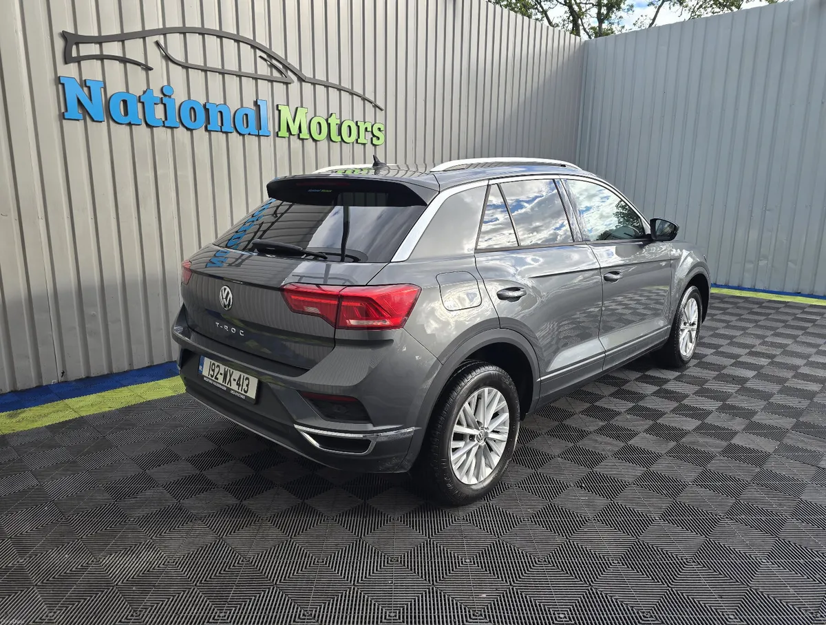 2019 Volkswagen T-Roc 1.6 TDI Design - Image 3