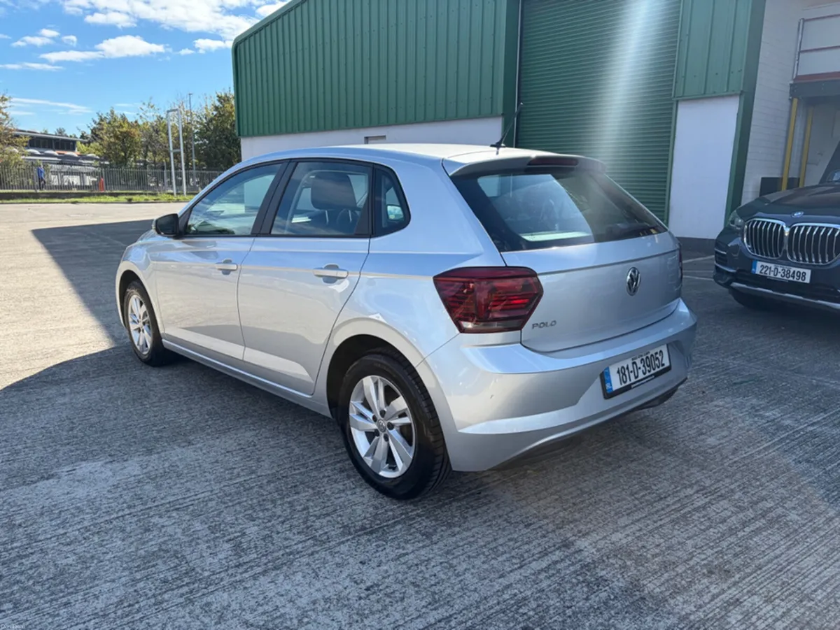 Volkswagen Polo LE 1.0 MANUAL 5SPEED 65HP 5DR - Image 4