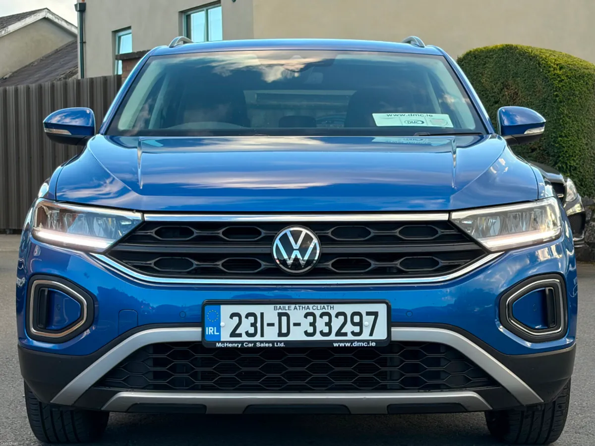 Volkswagen T-Roc Life 1.0 TSI M6F 110HP 5DR - Image 2