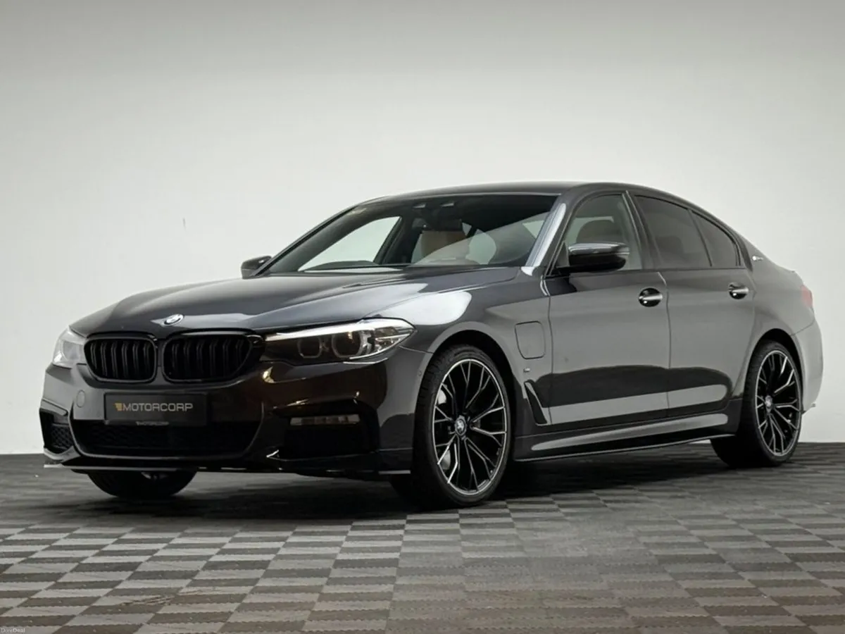 BMW 5-Series 530E M SPORT - Image 3
