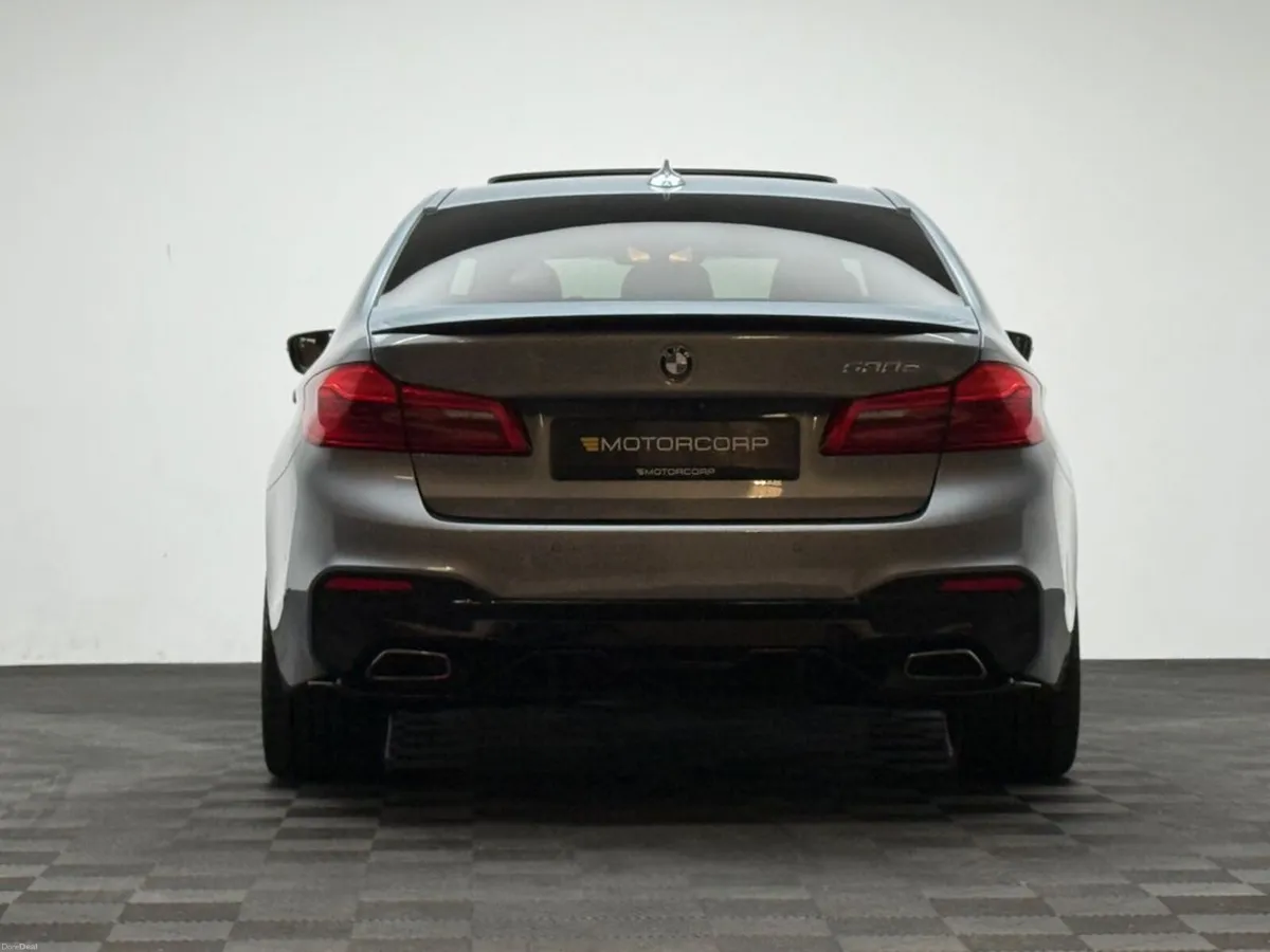 BMW 5-Series 530E M SPORT - Image 6