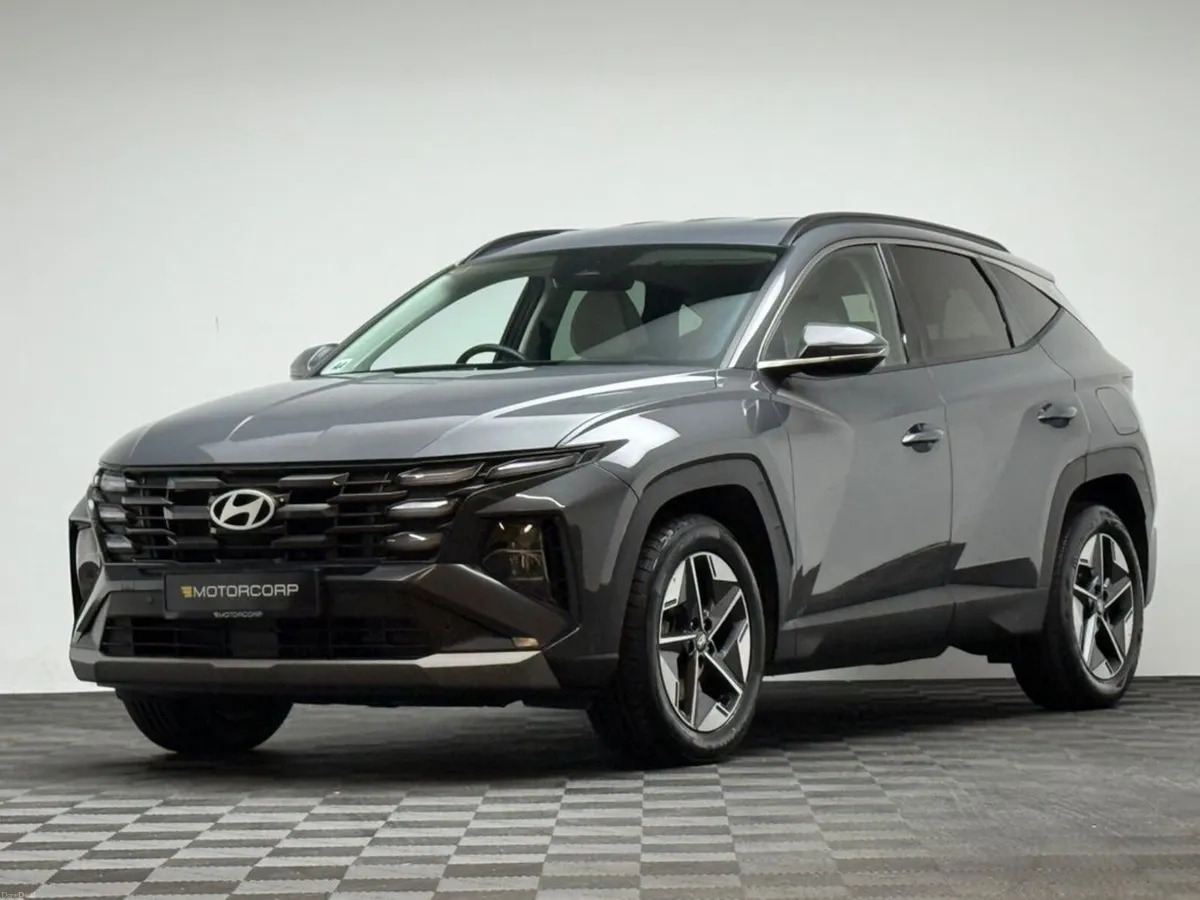 Hyundai Tucson EXECUTIVE 1.6 DIESEL - Image 3