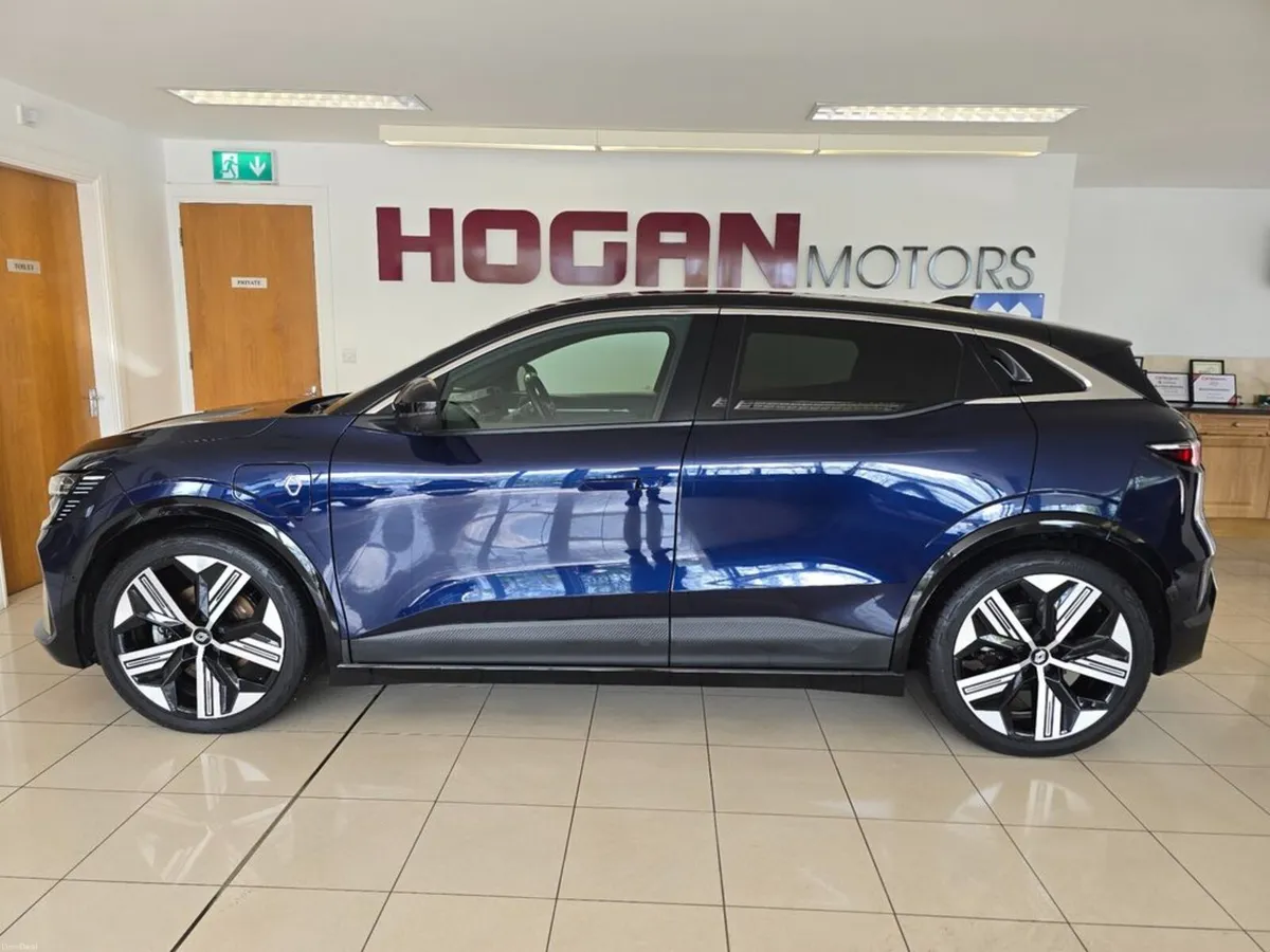 Renault Megane E-Tech EV60 160kW Iconic 60kWh Opti - Image 4