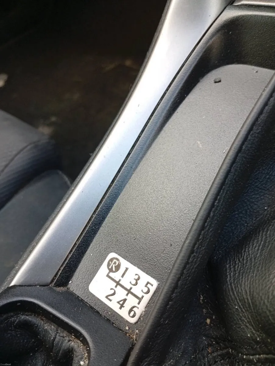 09 Lexus IS220 - Image 3