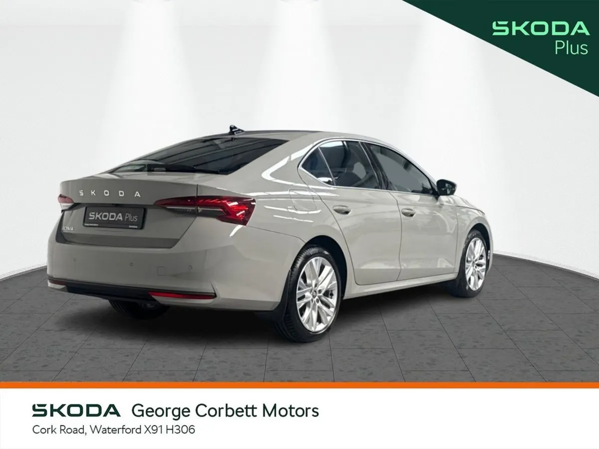 Skoda Octavia Selection+ 1.5TSI 115HP DSG mHEV - Image 3