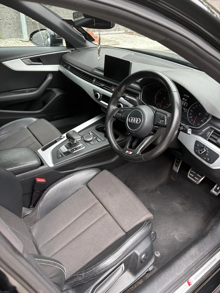 2017 Audi A4 S-line Black Edition Styling Auto - Image 6