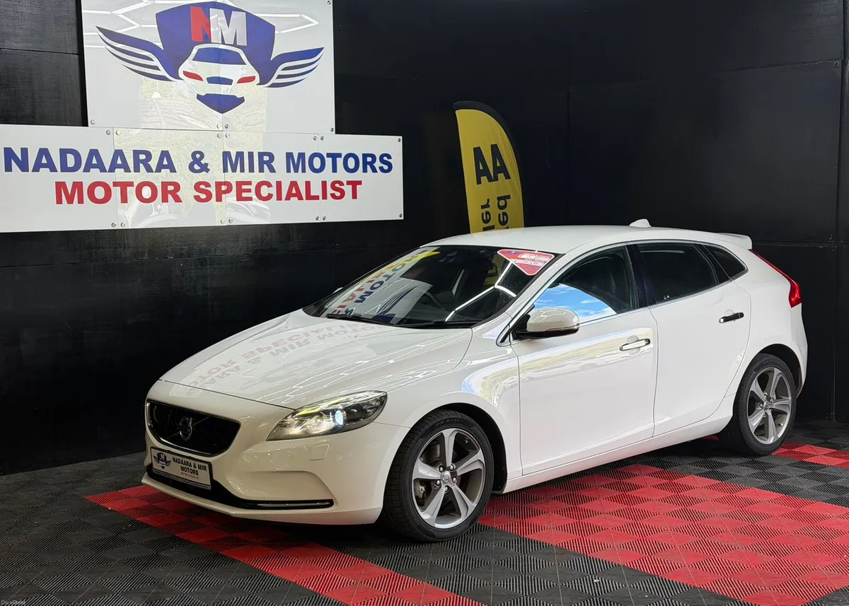 VOLVO V40 2015 AUTO WARRANTY AA APPROVED FULL EXTR - Image 3