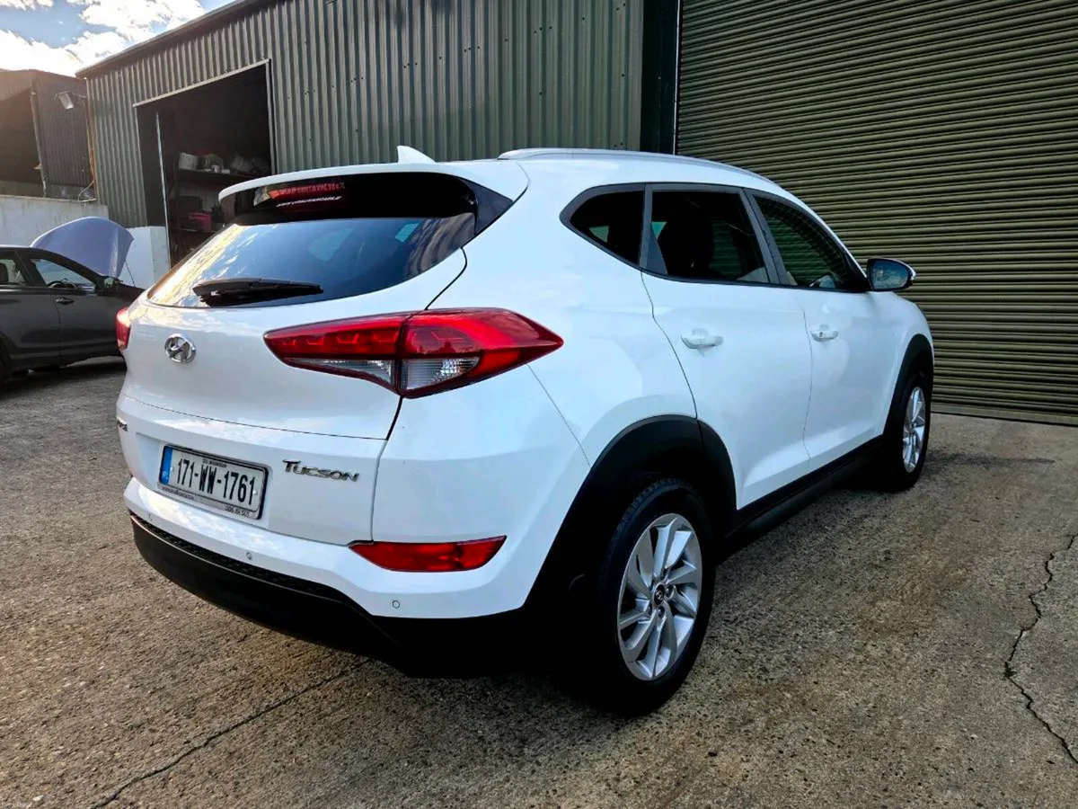 HYUNDAI TUCSON 1.7CRDI EXECUTIVE ☆ IMMACULATE ☆ - Image 6