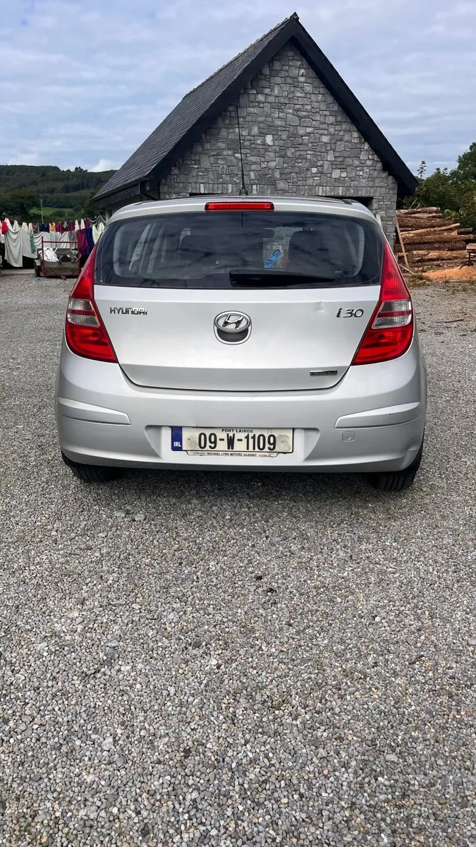 Silver Hyundai i30 2009 - Image 5