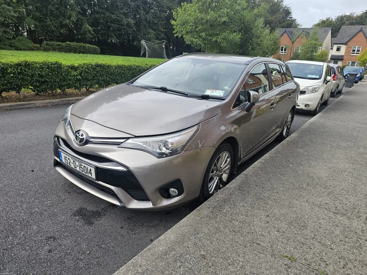 Avensis 1.6 d4d 2015 fesh NCT - Image 4