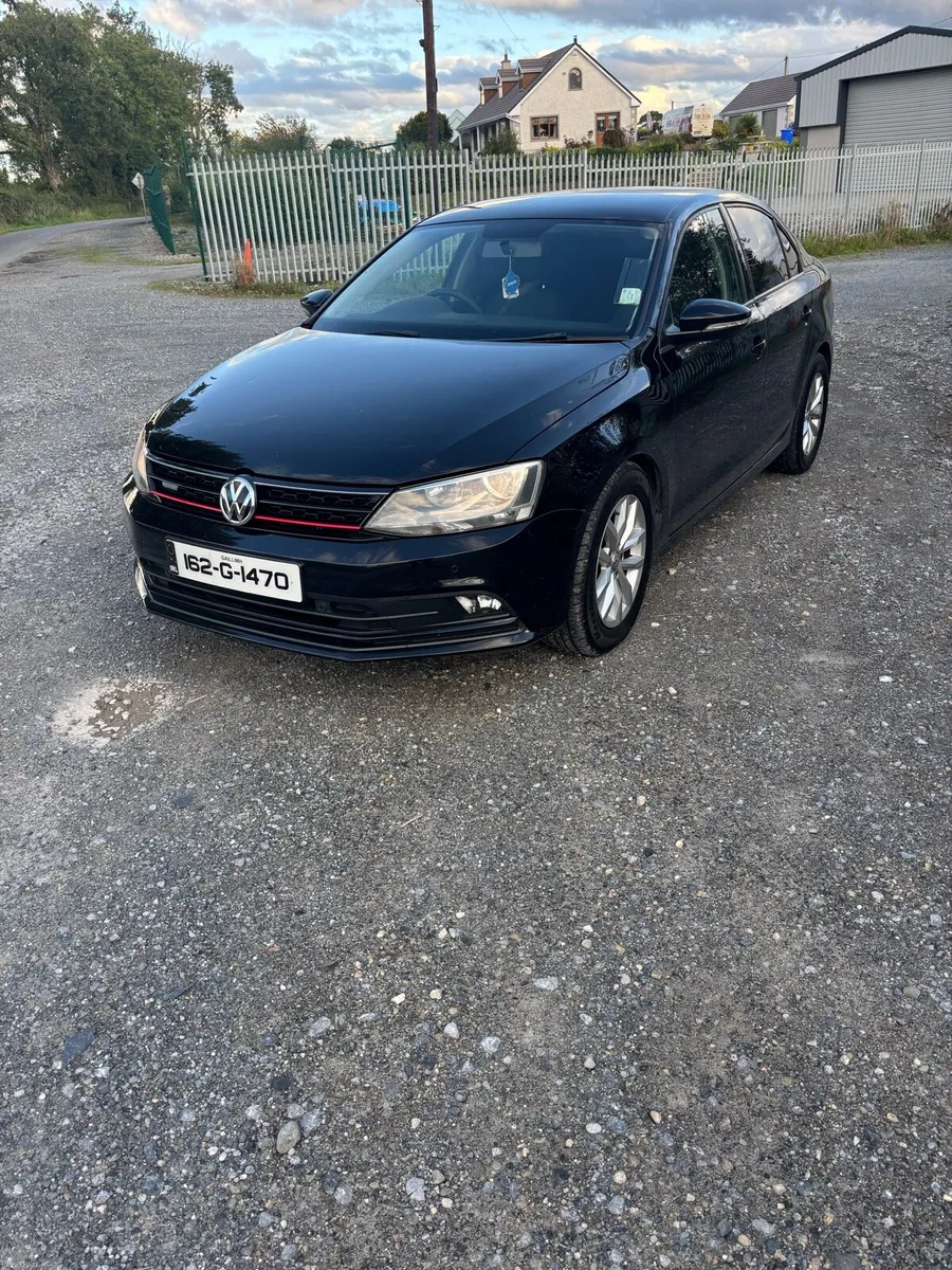 Volkswagen Jetta - Image 2