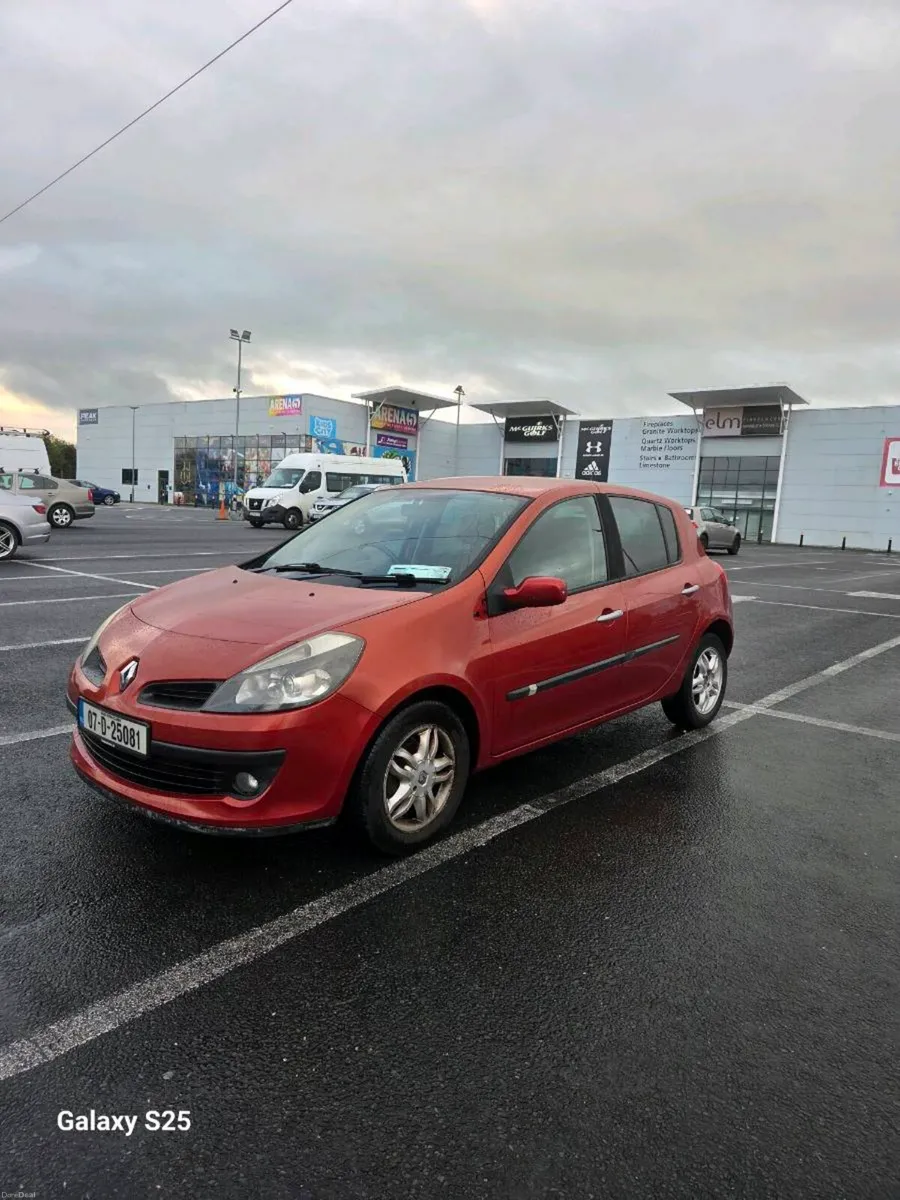 Renault clio - Image 1