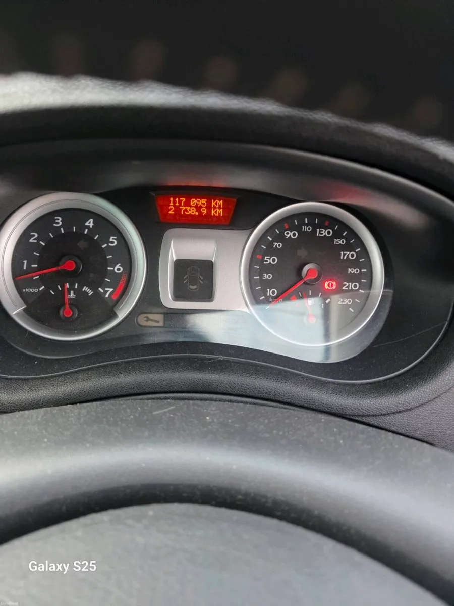 Renault clio - Image 5