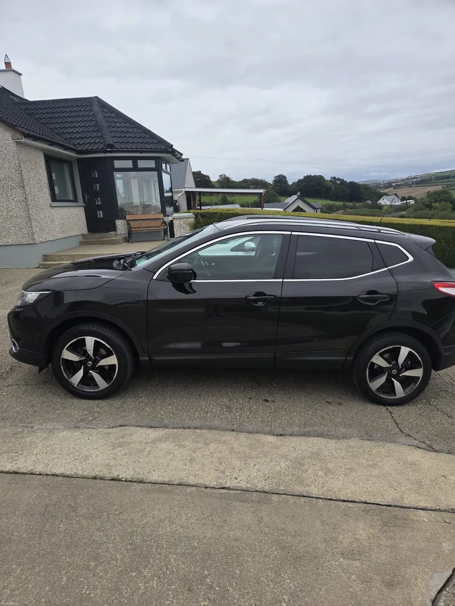 Car - Image 2