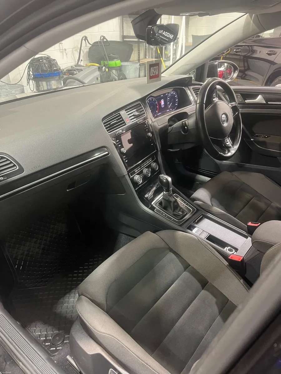 2018 Highline golf low mileage - Image 4