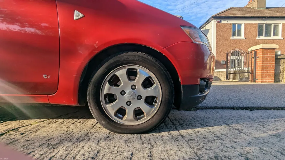 Mitsubishi Colt 2010 - Image 3