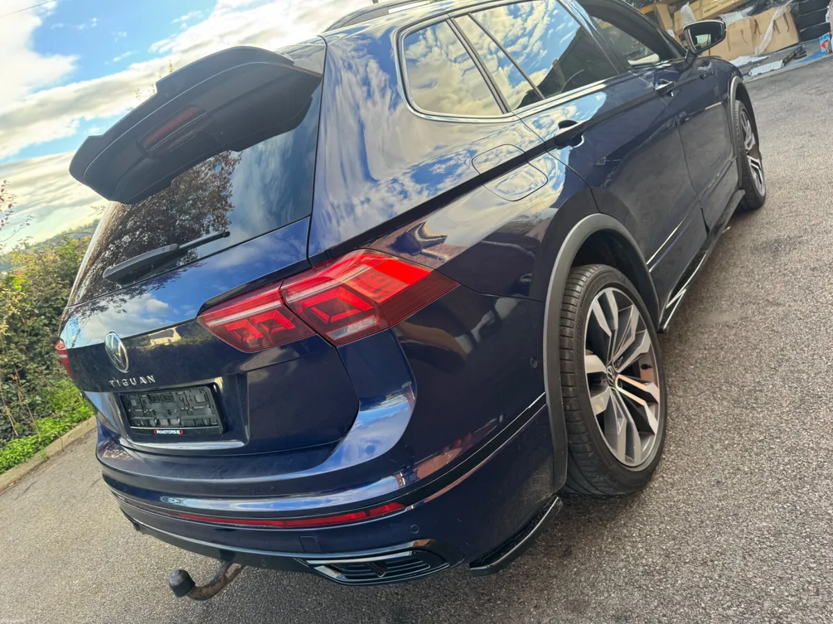 Volkswagen Tiguan 2023 rline 7 seater - Image 5