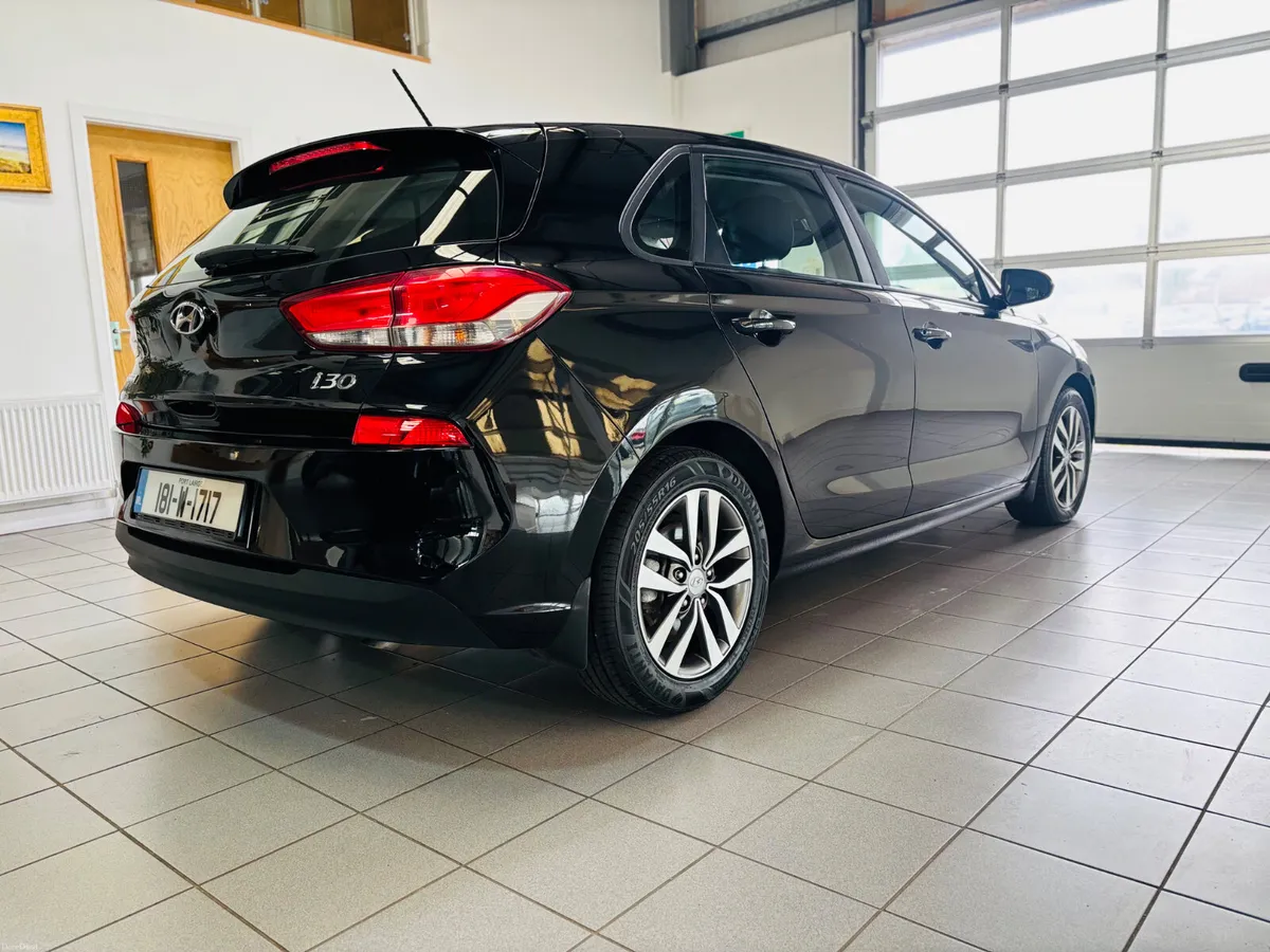 Hyundai i30 2018 Deluxe - Image 3