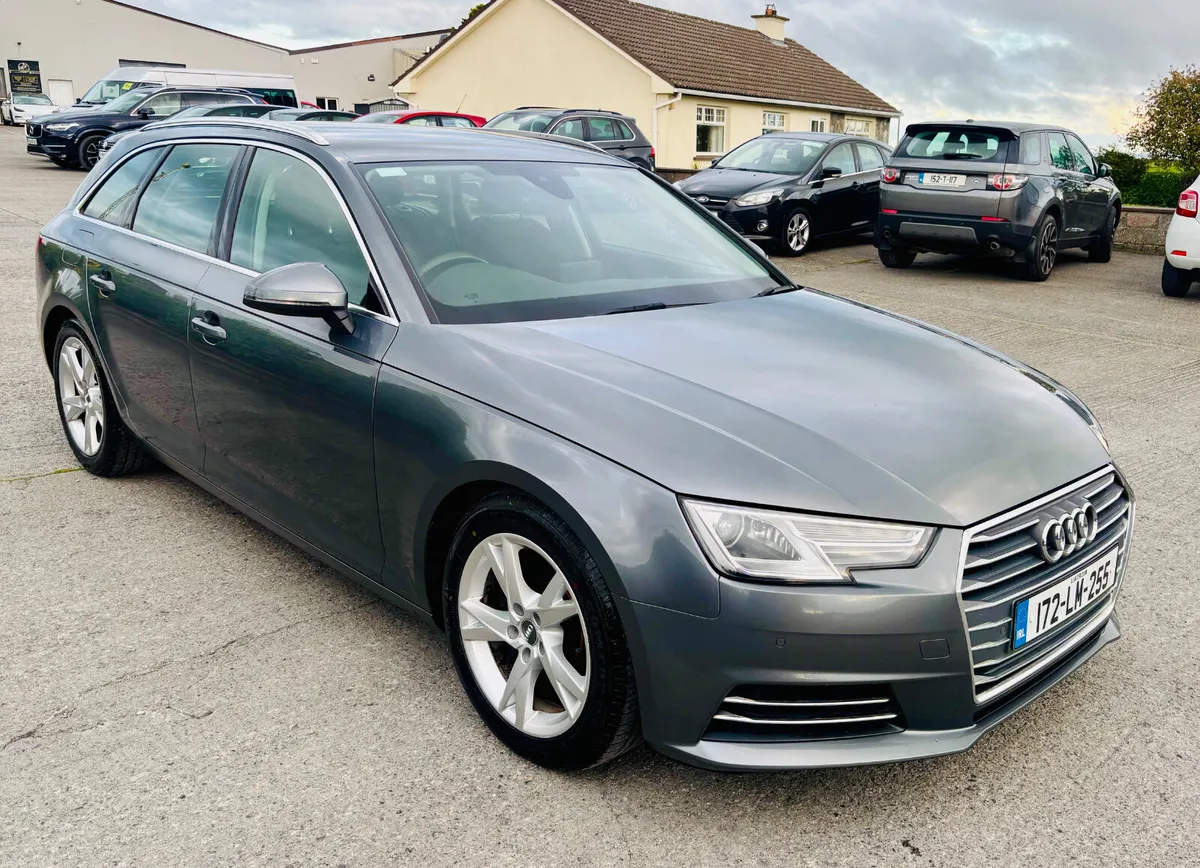 2017 Audi A4  2.0L TDI ESTATE - Image 5
