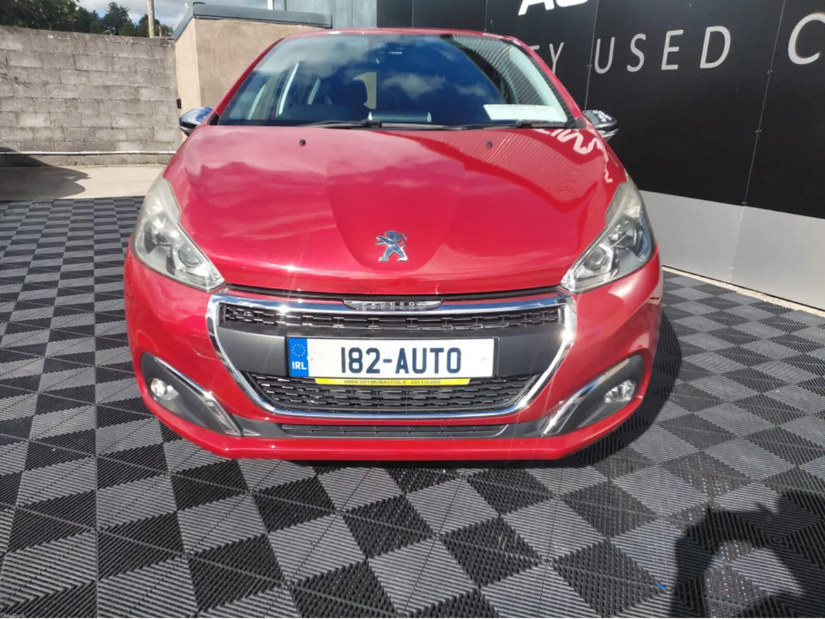 Peugeot 208 Peugeot 208, 1.2 petrol, auto, alloys, - Image 4